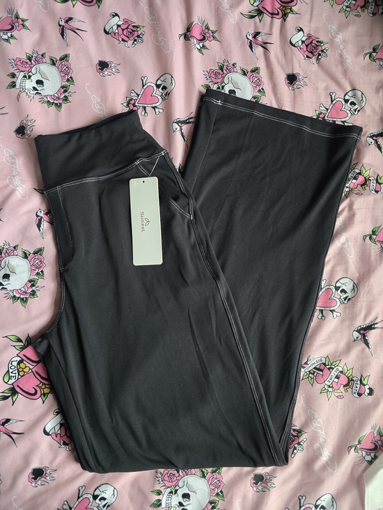 Sunzel Pants - Sunzel High-Waist Black Flare Leggings